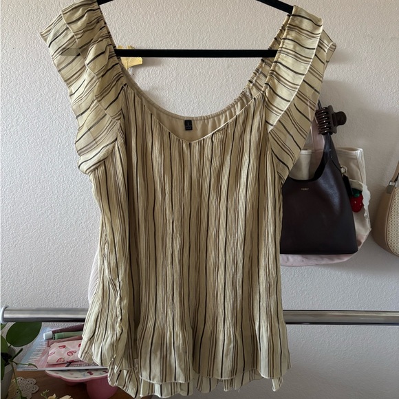 𐙚 Dainty Top - Picture 2 of 8